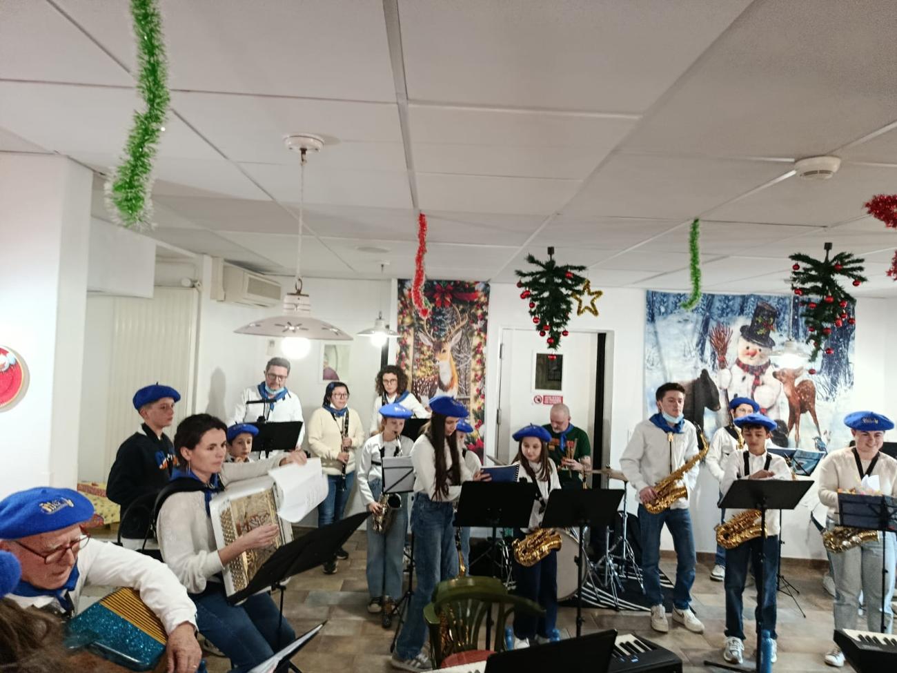 Les Muse's Kids et leurs aînés, concert de Noël en Ehpad