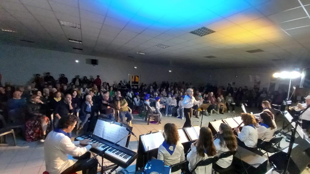 Muse's Kids et leurs fanions, soirée de Livron