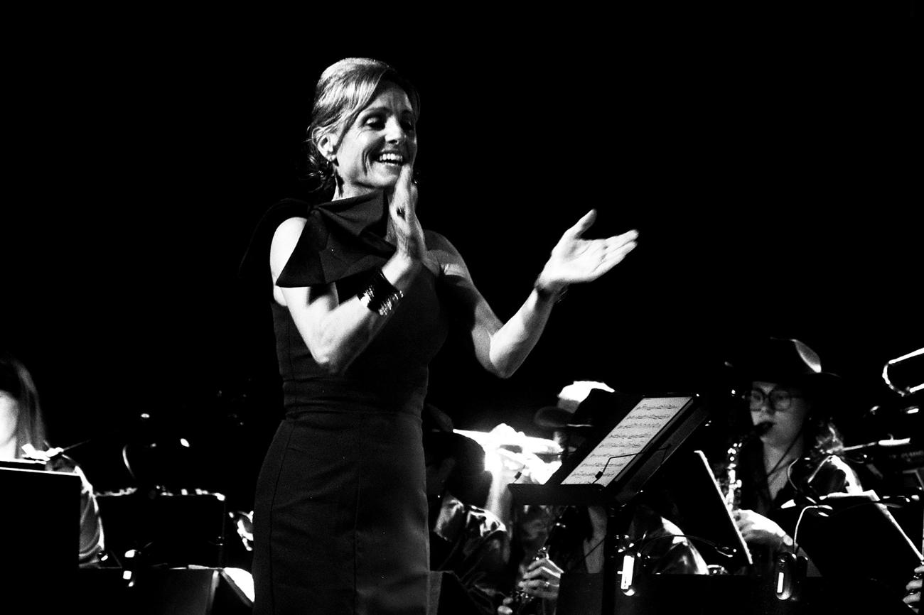 Natacha applaudit le public, Sémeac